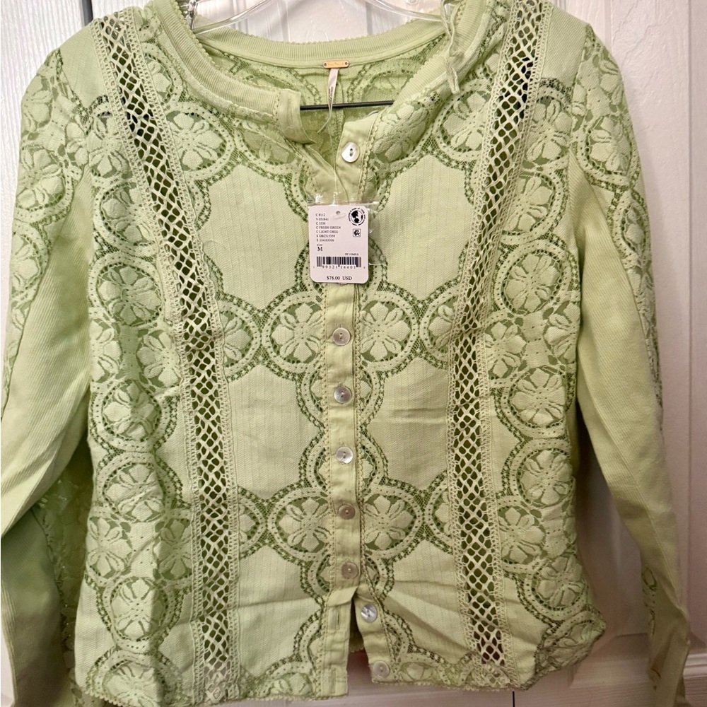 FREE PEOPLE Jae Knit Long Sleeve / Fresh Green NWT PTP 18” medium - Picture 7 of 7